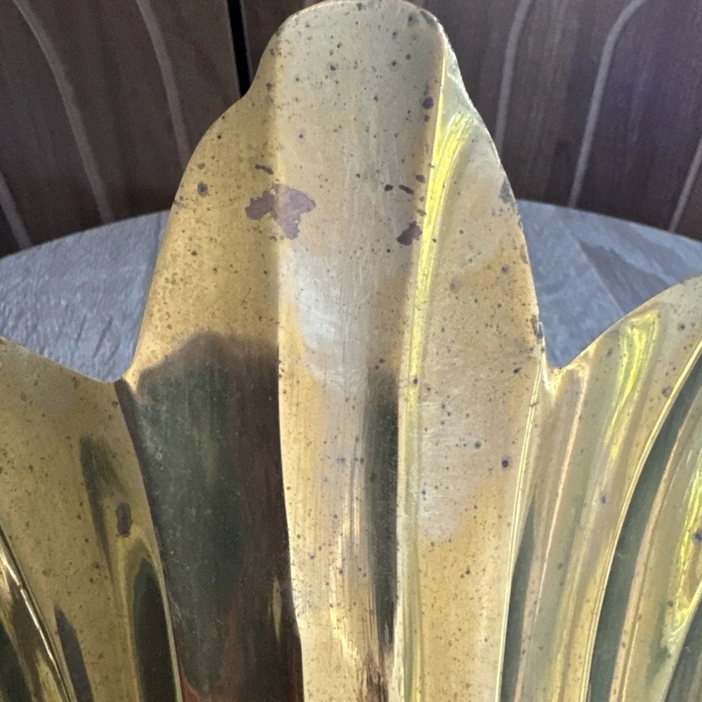 Vintage Art Deco Brass Leaf Design Wall Mount Planter Pocket Holder
